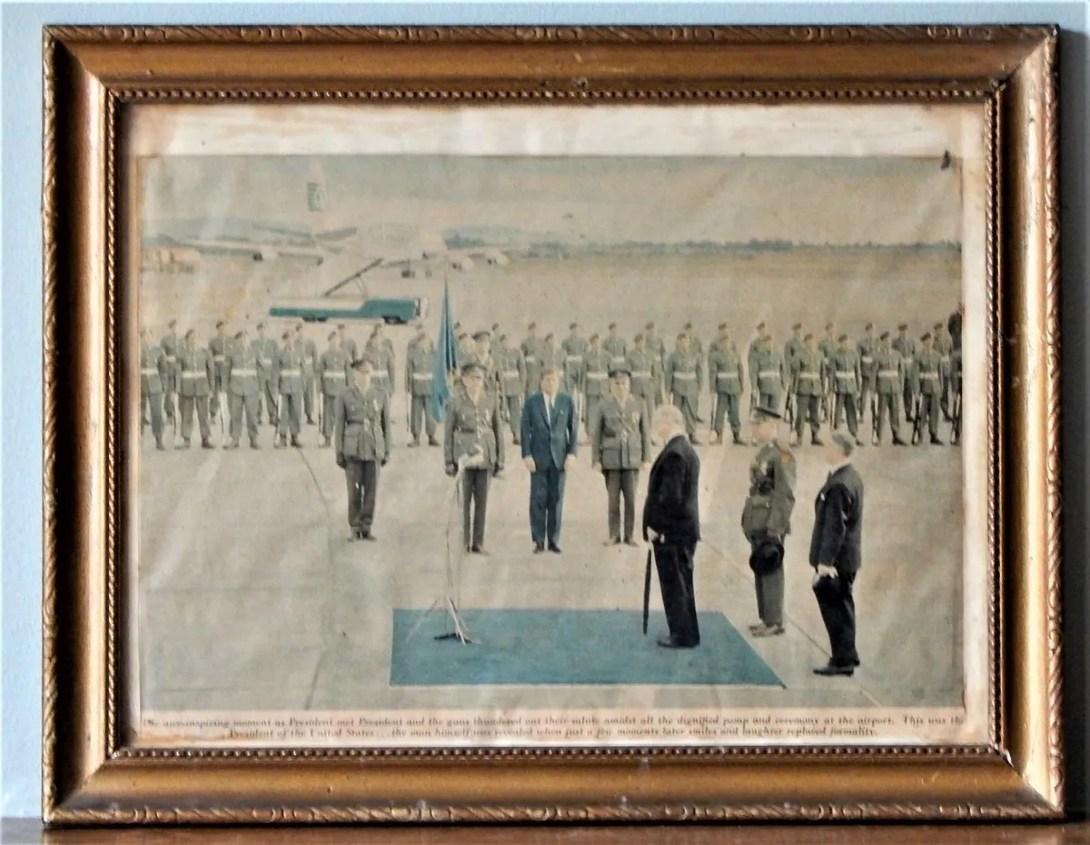 Vintage Commemorative Print of Visit to Ireland - Image 1