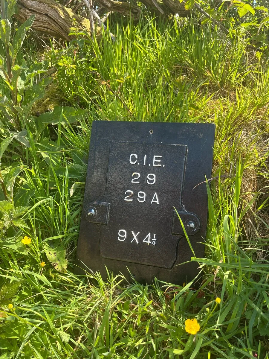 C.I.E Axle Plate Railway Sign - Image 2
