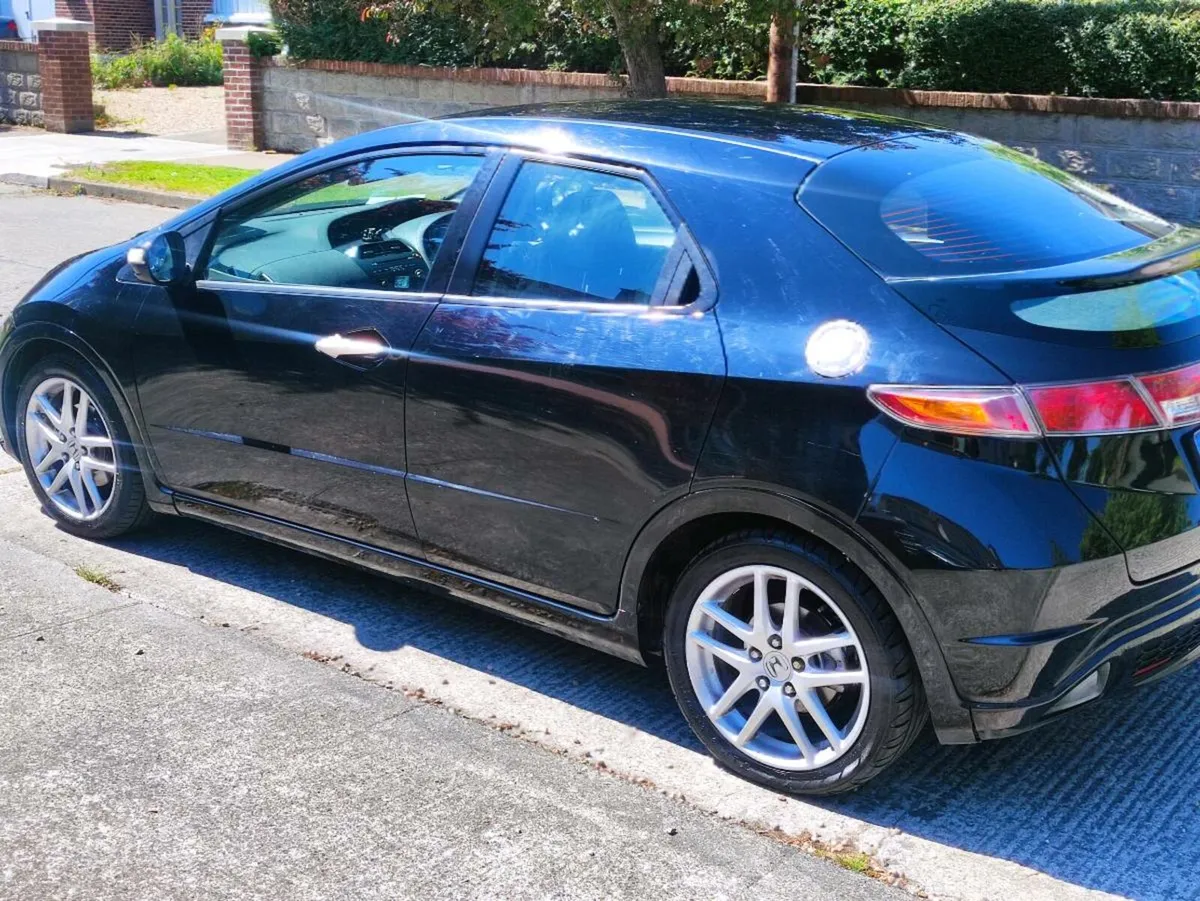 Honda Civic taxed - Image 4