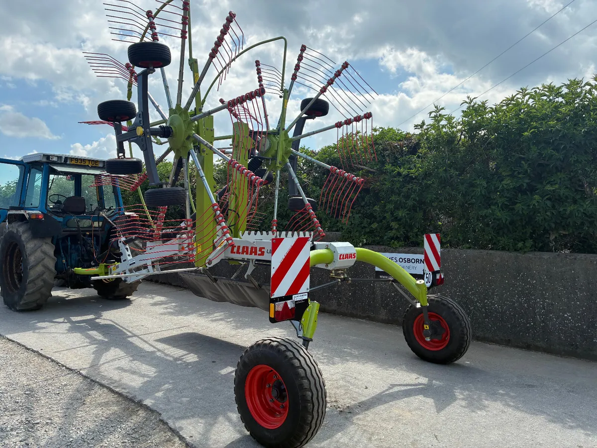 Claas 2600 Rake - Image 1