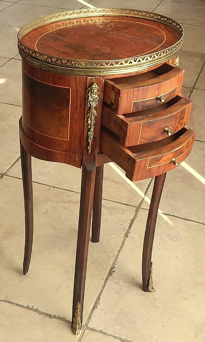 Vintage French Style 3 Drawer Side Table - Image 2