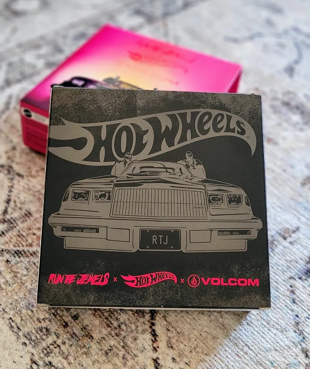 Hot Wheels '87 Buick Regal GNX Collector's Edition - Image 2