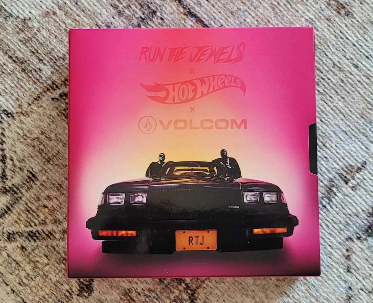 Hot Wheels '87 Buick Regal GNX Collector's Edition - Image 4