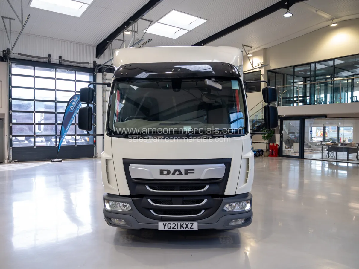 2021 (21) DAF LF 260, 12T 4x2 Curtainsider - Image 2