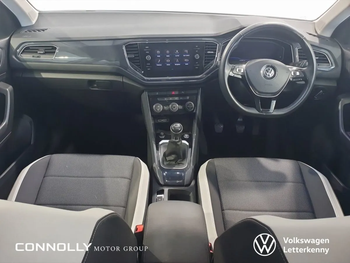 Volkswagen T-Roc 1.5 TSI 150bhp R-line - Image 4