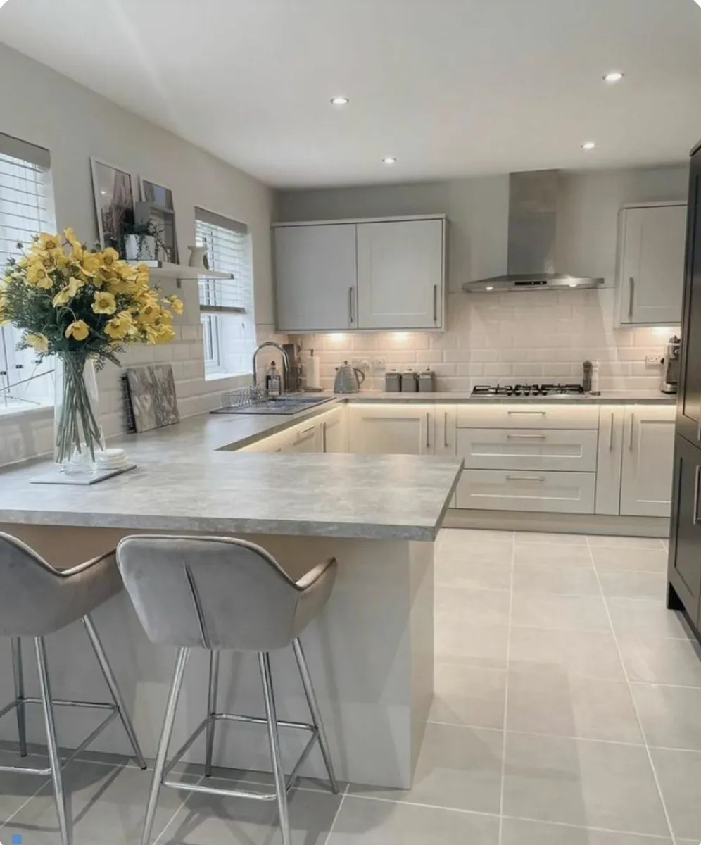Flat packed shaker kitchens - Image 1