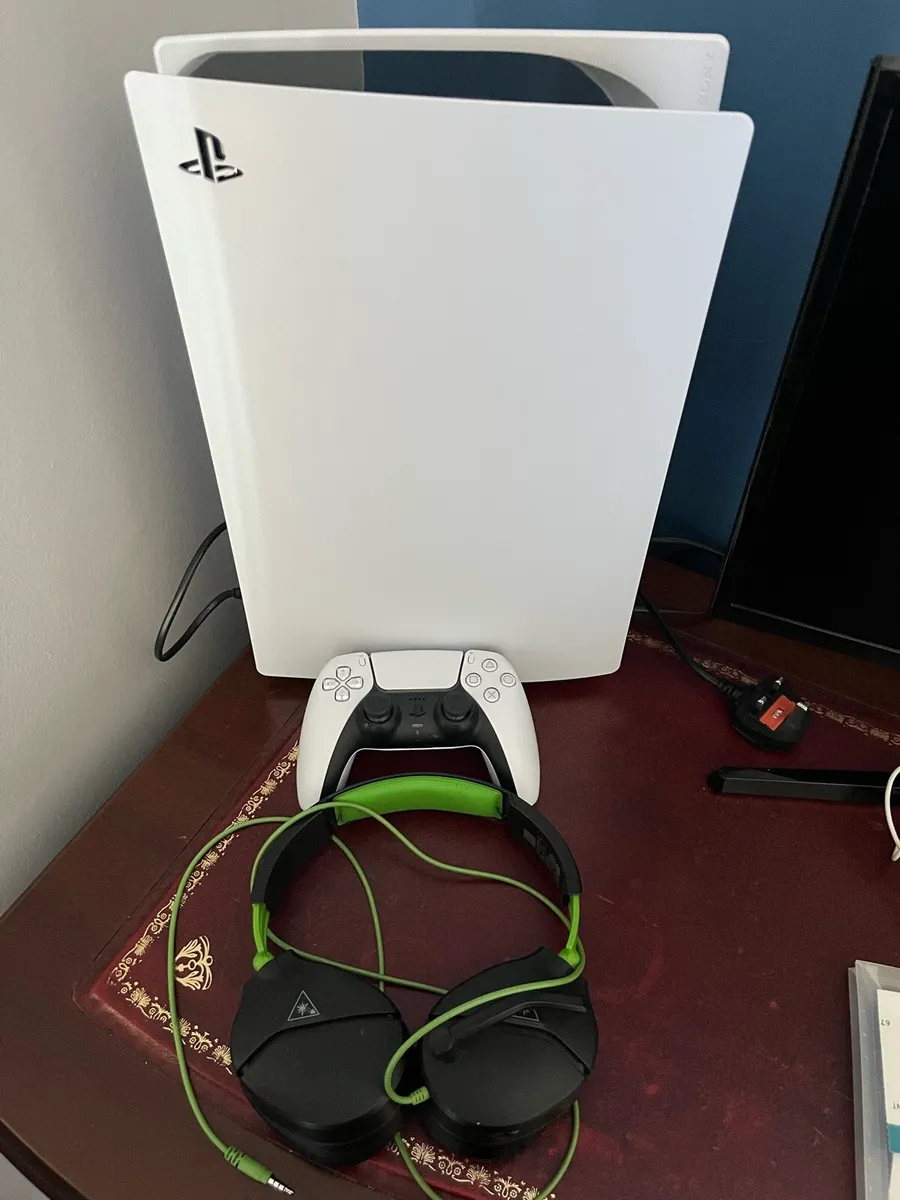 PlayStation 5 Digital Edition - Image 2