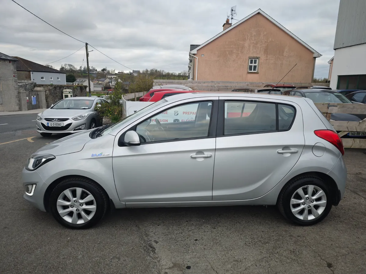 Hyundai i20 2013 1.4 CDRi Premium - Image 3