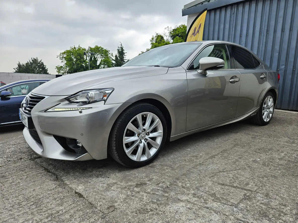2015 LEXUS IS300H * ONLY 69K MILES * EXECUTIVE - Image 3