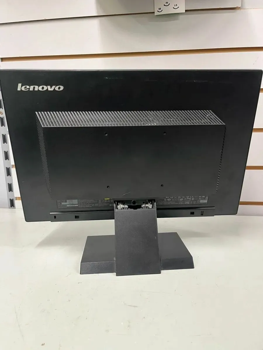 Lenovo Monitor - Image 2