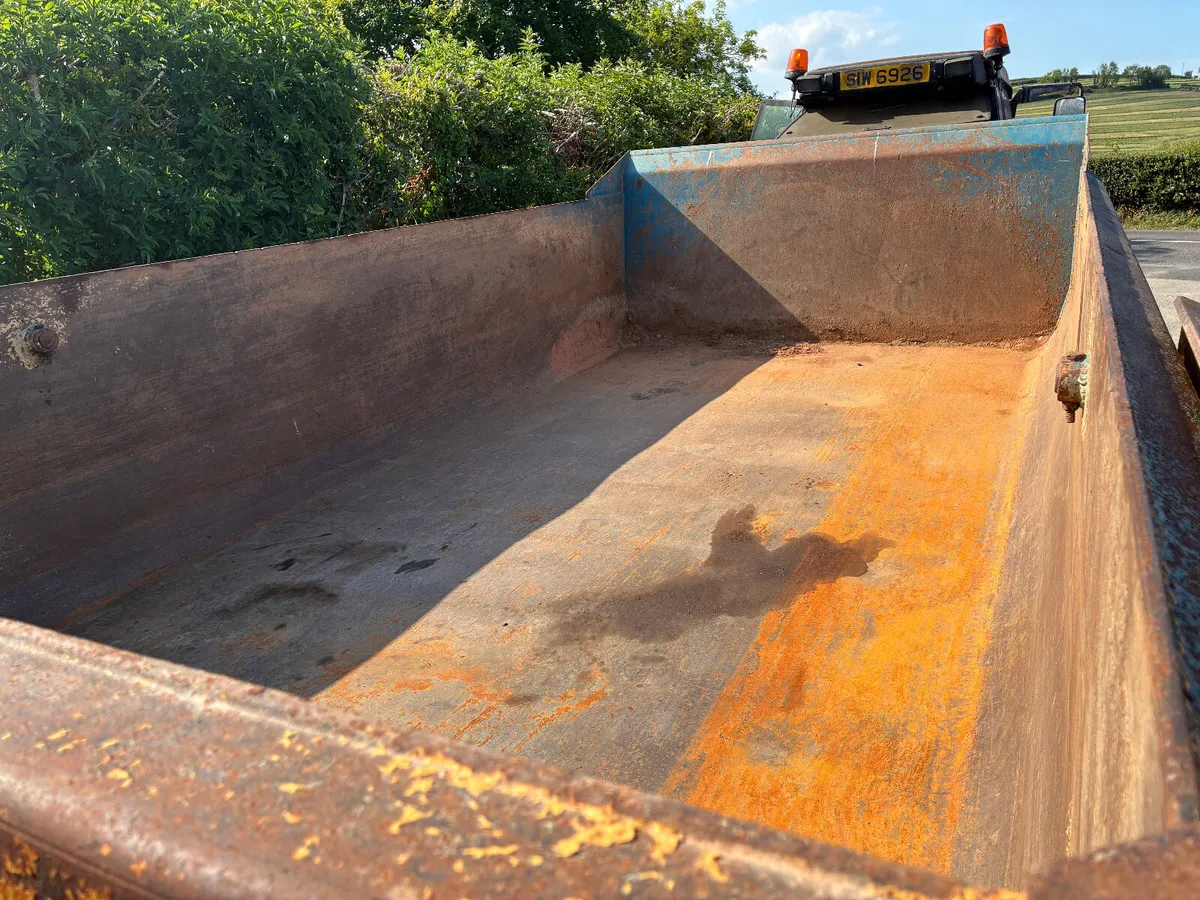 Kane 15 ton half pipe dump trailer - Image 4