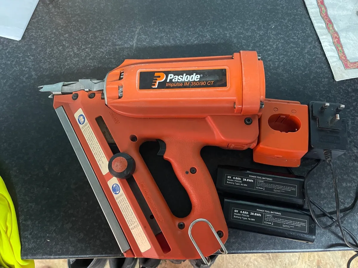 Paslode 1st nailgun - Image 1
