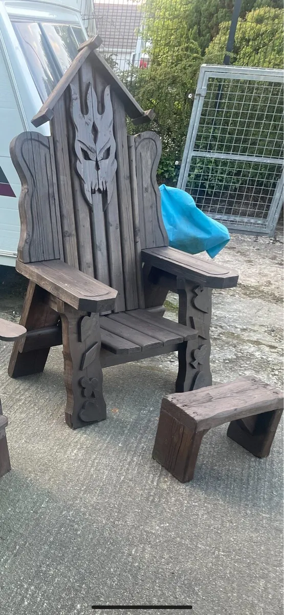 Large heavy duty garden chair with matching stool - Image 1