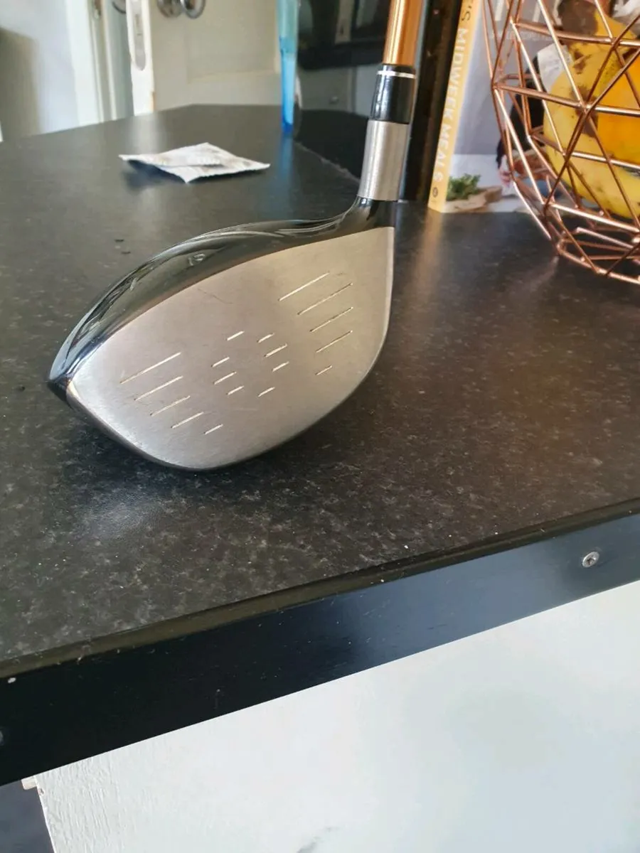 TAYLORMADE R580 XD DRIVER - Image 2