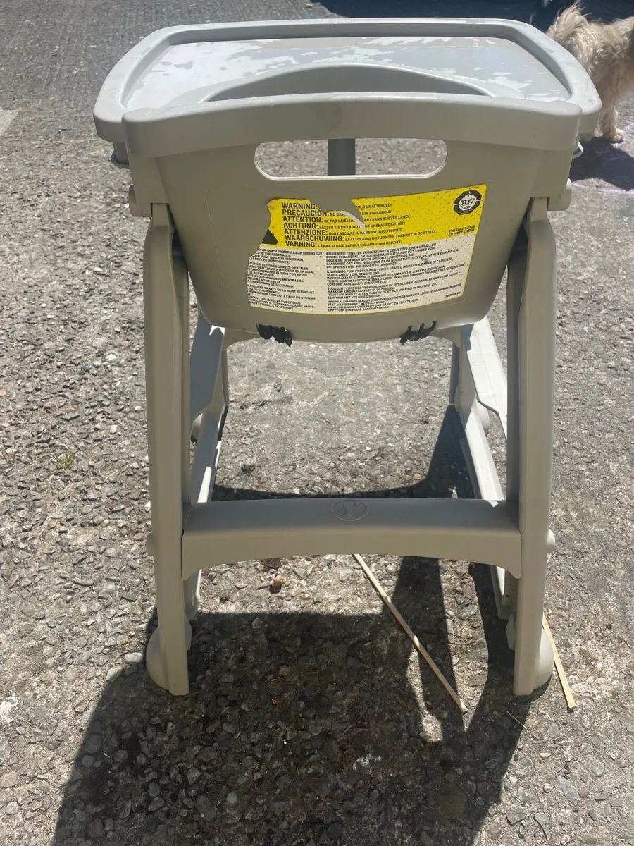 Baby high chair - Image 2