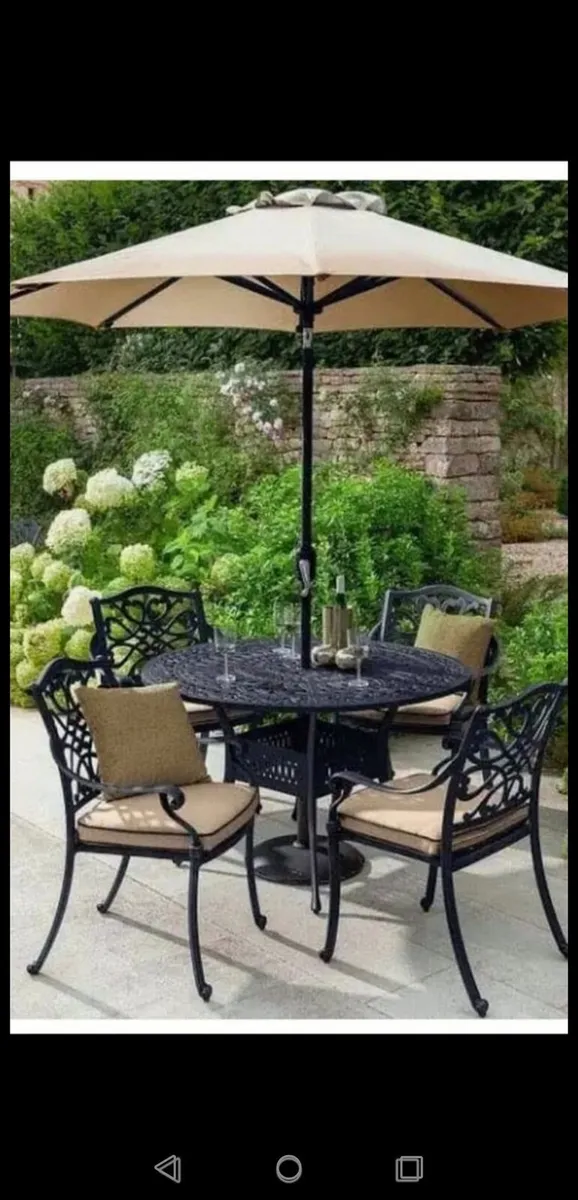 ***SALE*Brand New Hartman  4 Seater Cast Alum. Set - Image 1