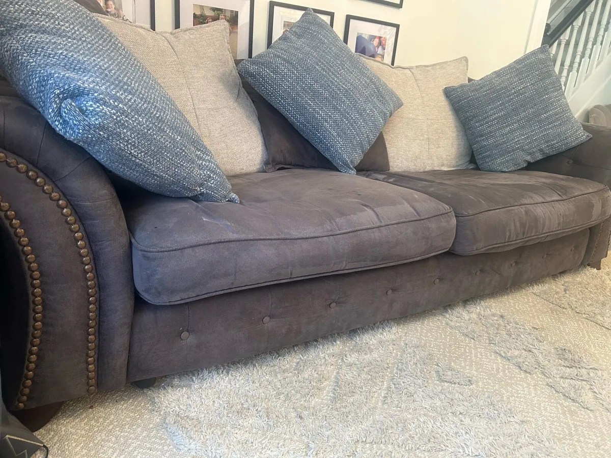 4 Seater & 3 Seater Sofa    (€4300 new) - Image 4