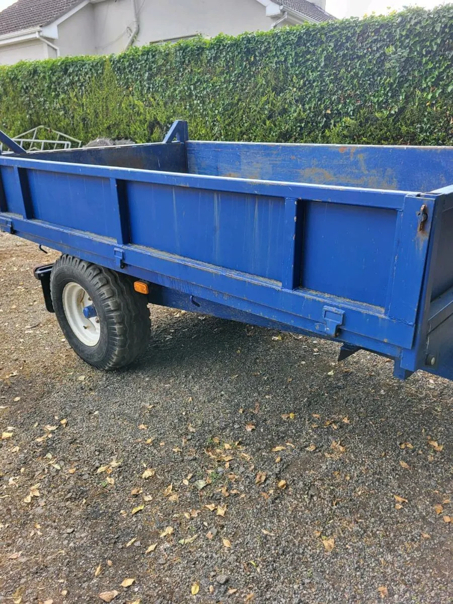 Tipping trailer - Image 1