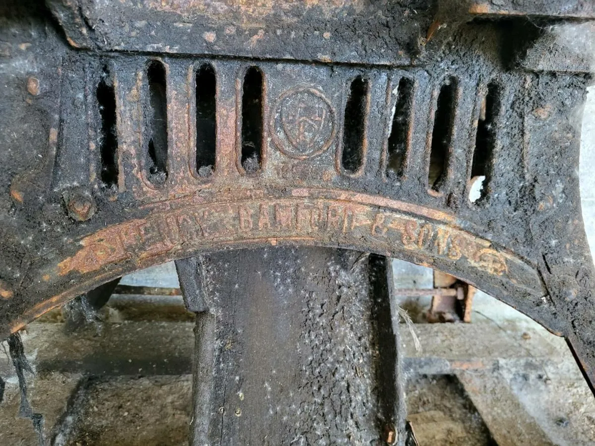 Vintage crusher - Image 2