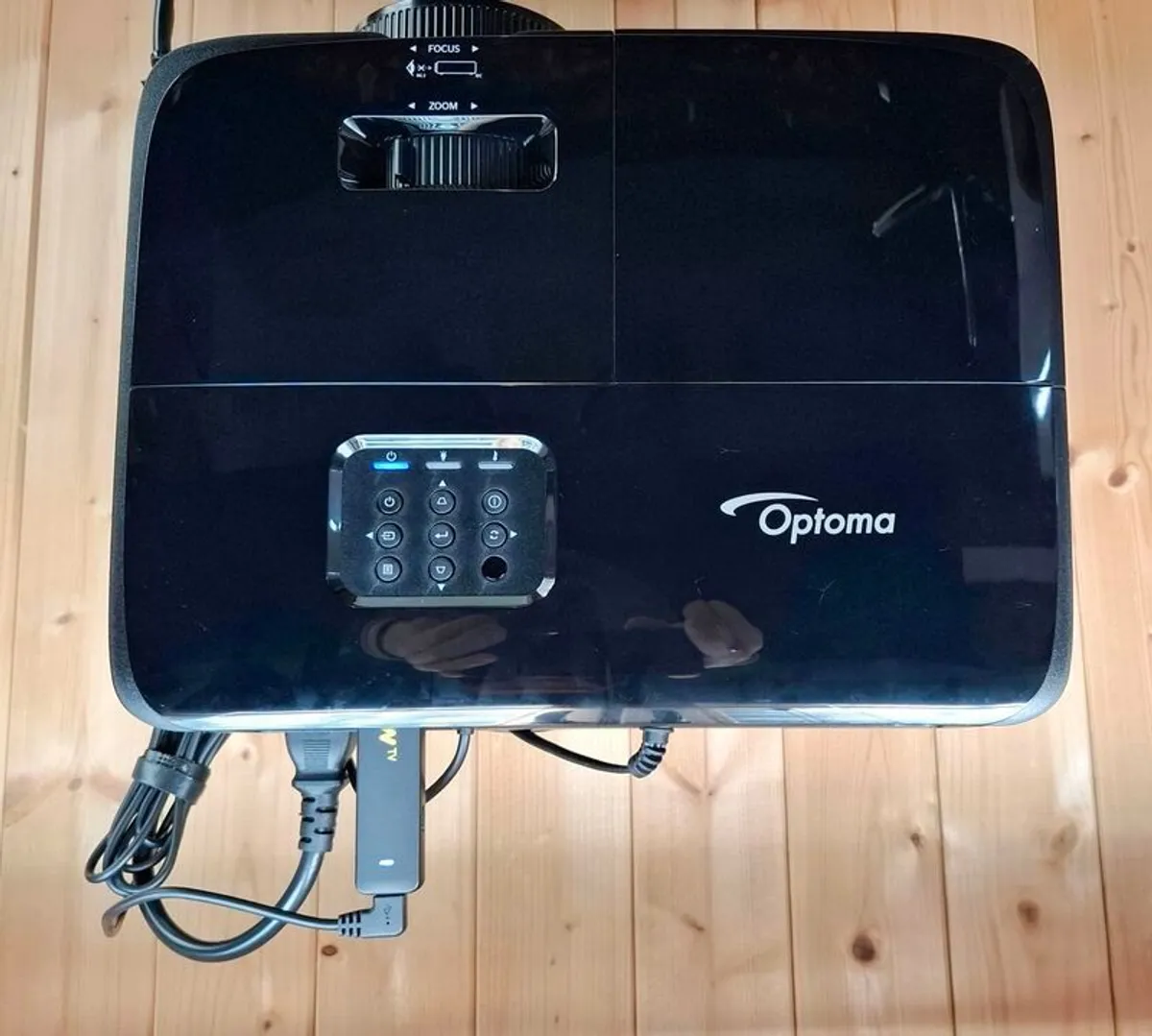 Optoma H116 DLP Projector & Optoma Screen - Image 2