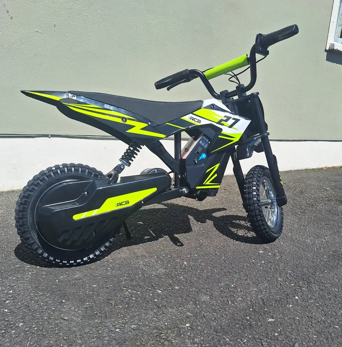 Electric Scooter - Image 2