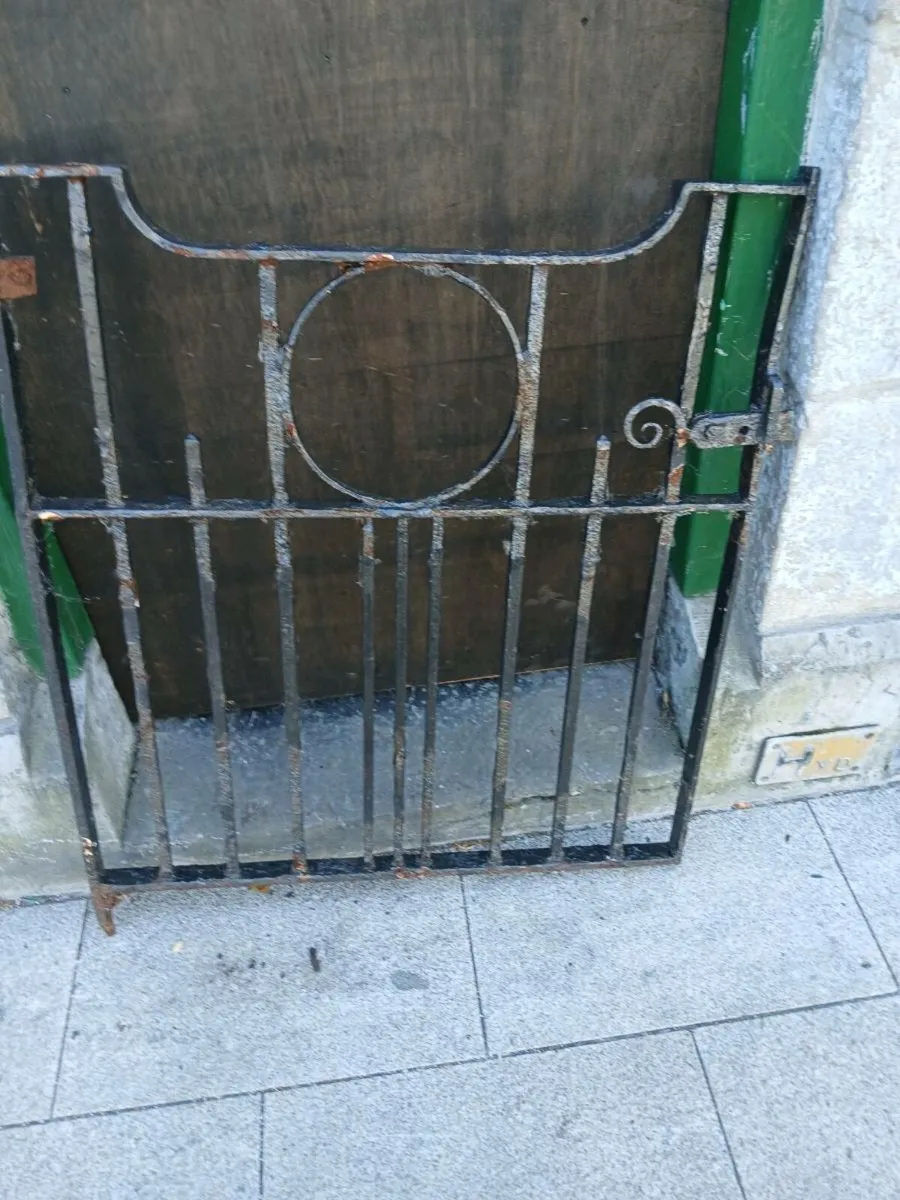 Iron Gate - Image 2