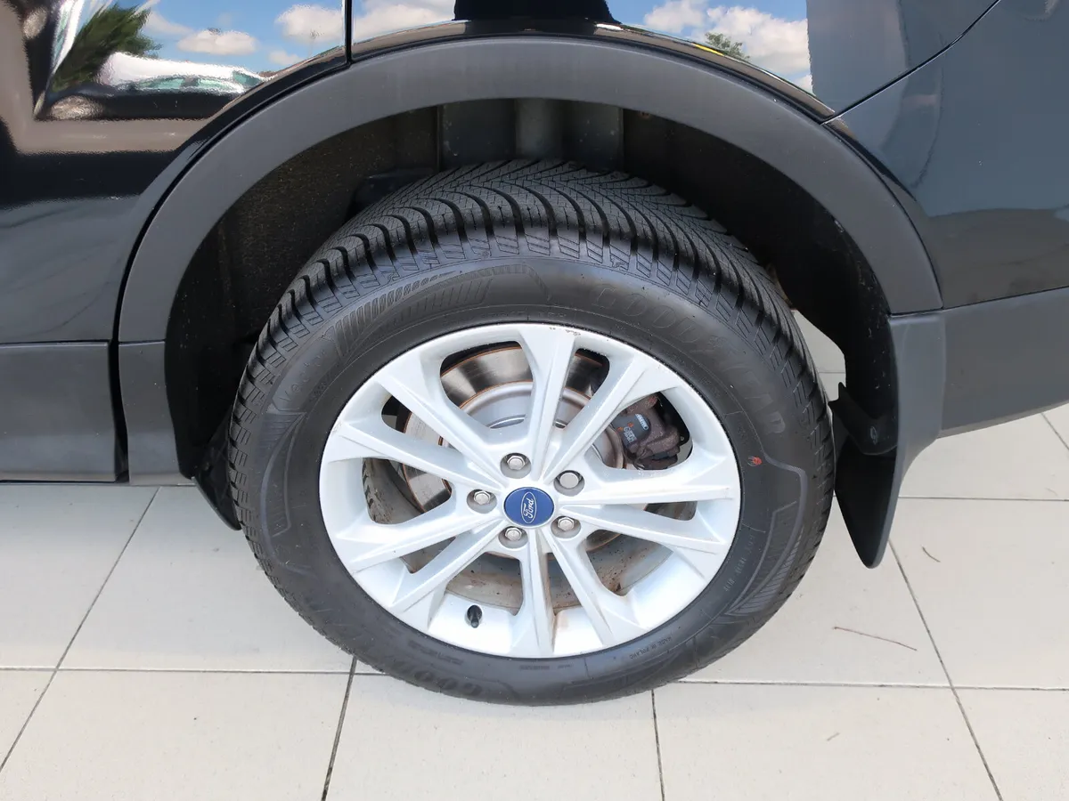 2017 FORD KUGA TITANIUM 2.0TDCi 180PS 4WD - Image 4