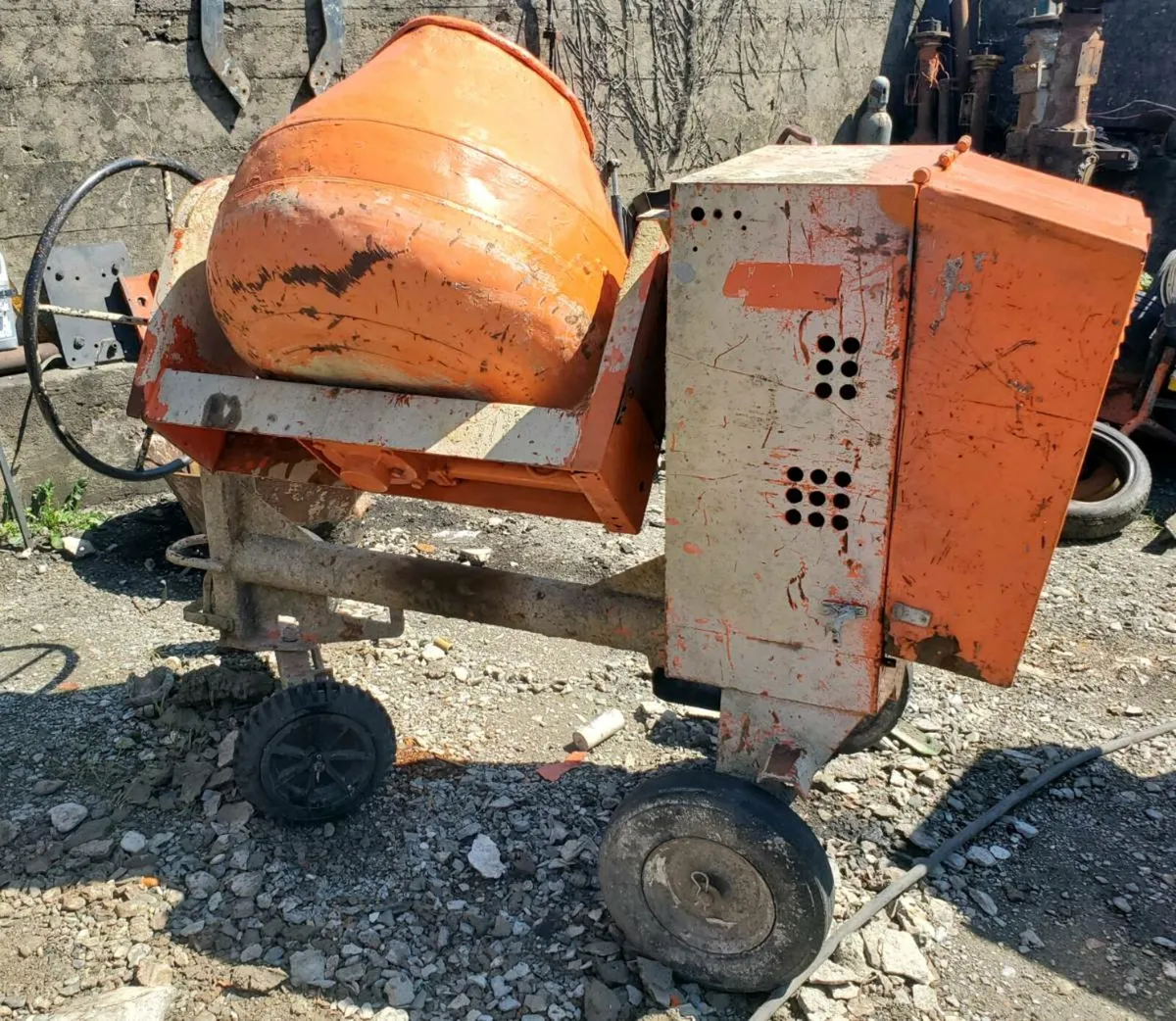 Belle cement mixer Diesel yanmar - Image 1