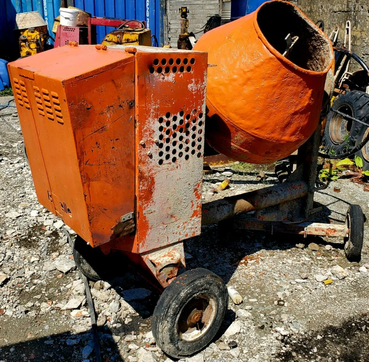 Belle cement mixer Diesel yanmar - Image 3