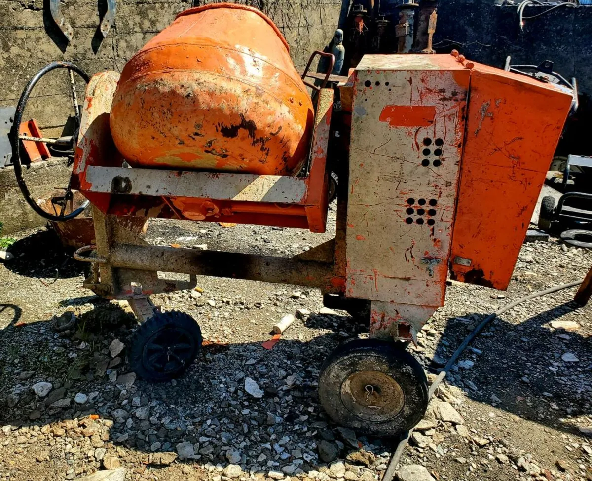 Belle cement mixer Diesel yanmar - Image 4