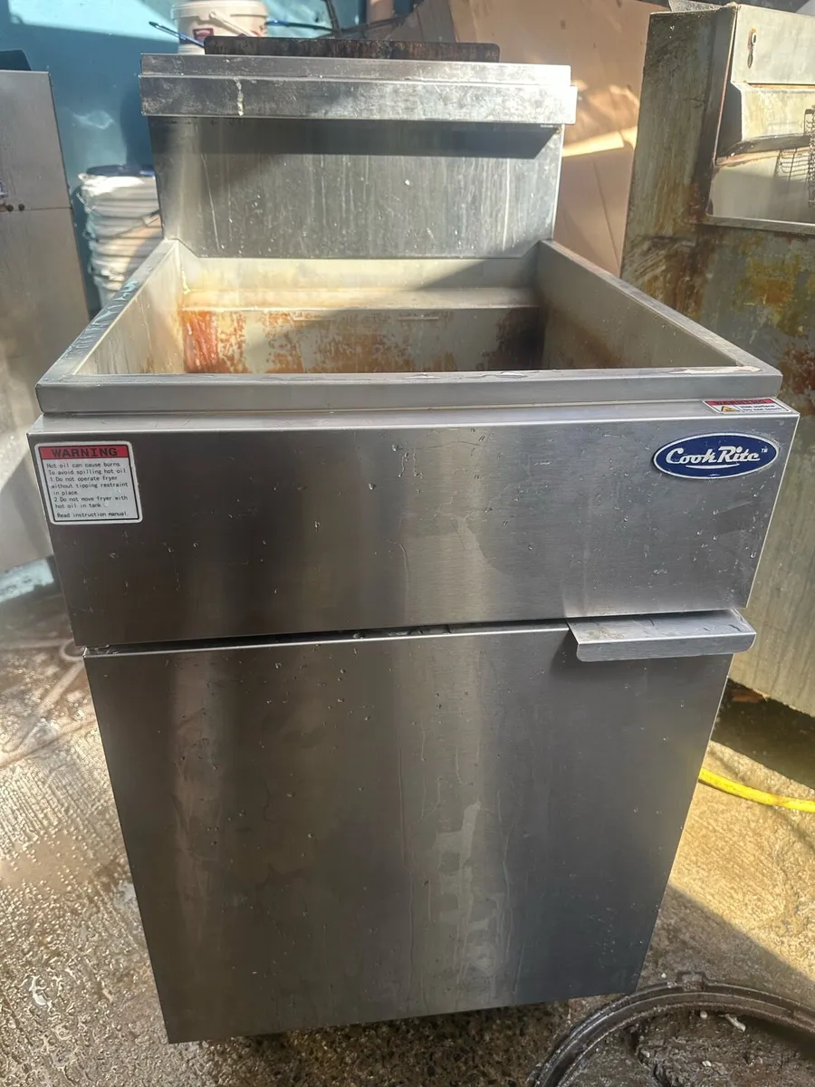 Cook rite 5 burner gas fryer - Image 1