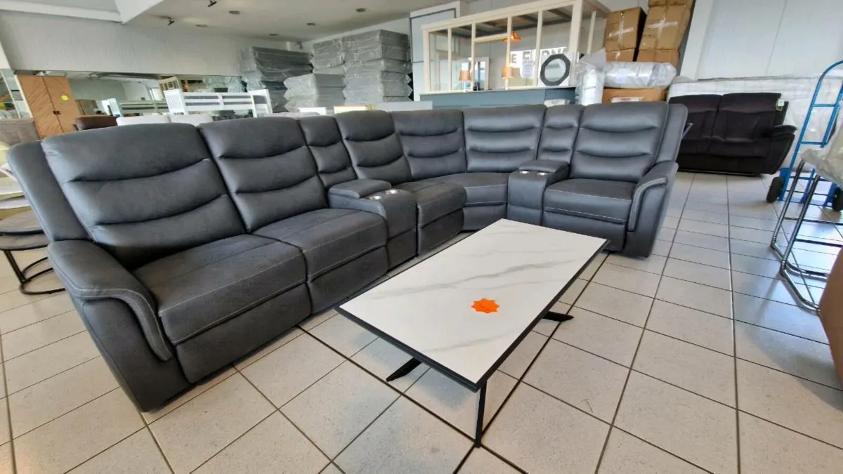 Triple Recliner - Image 2