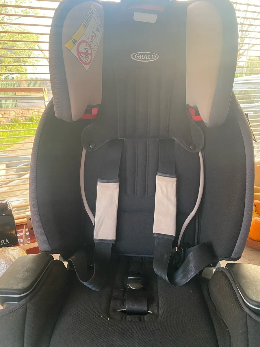 Car seat - Image 2