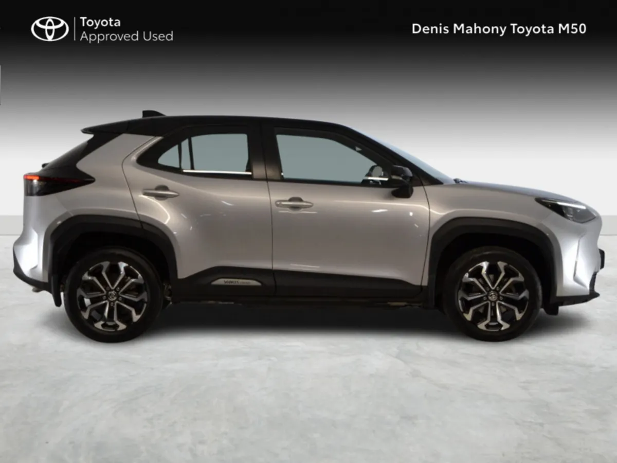Toyota Yaris Cross LUNA SPORT - Image 3