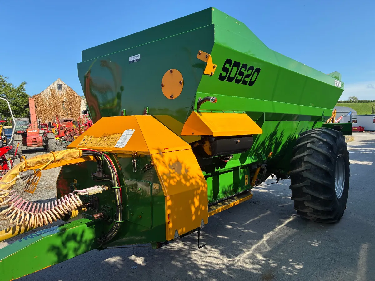Richard Western SDS20 Muck/Dual Spreader - Image 1
