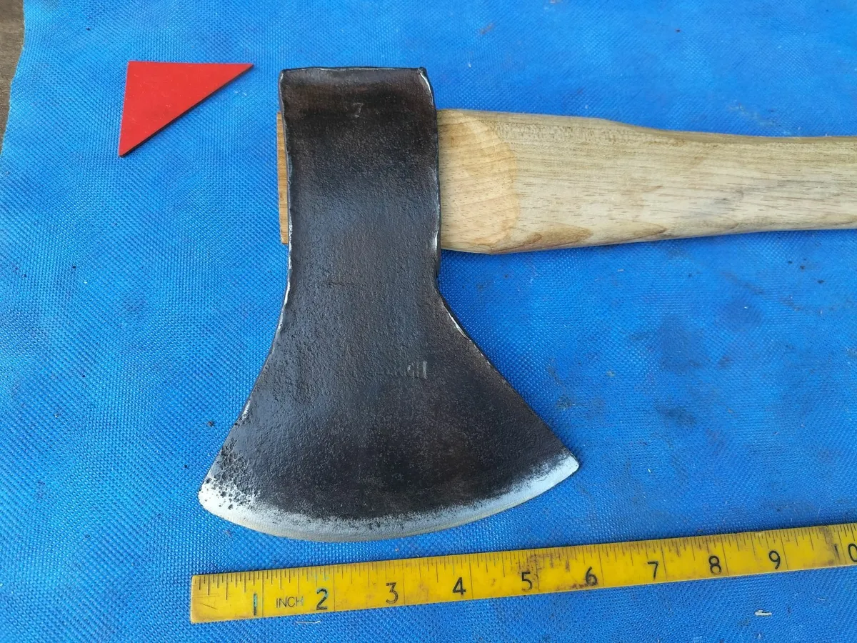 4lb Felling Axe - Image 1