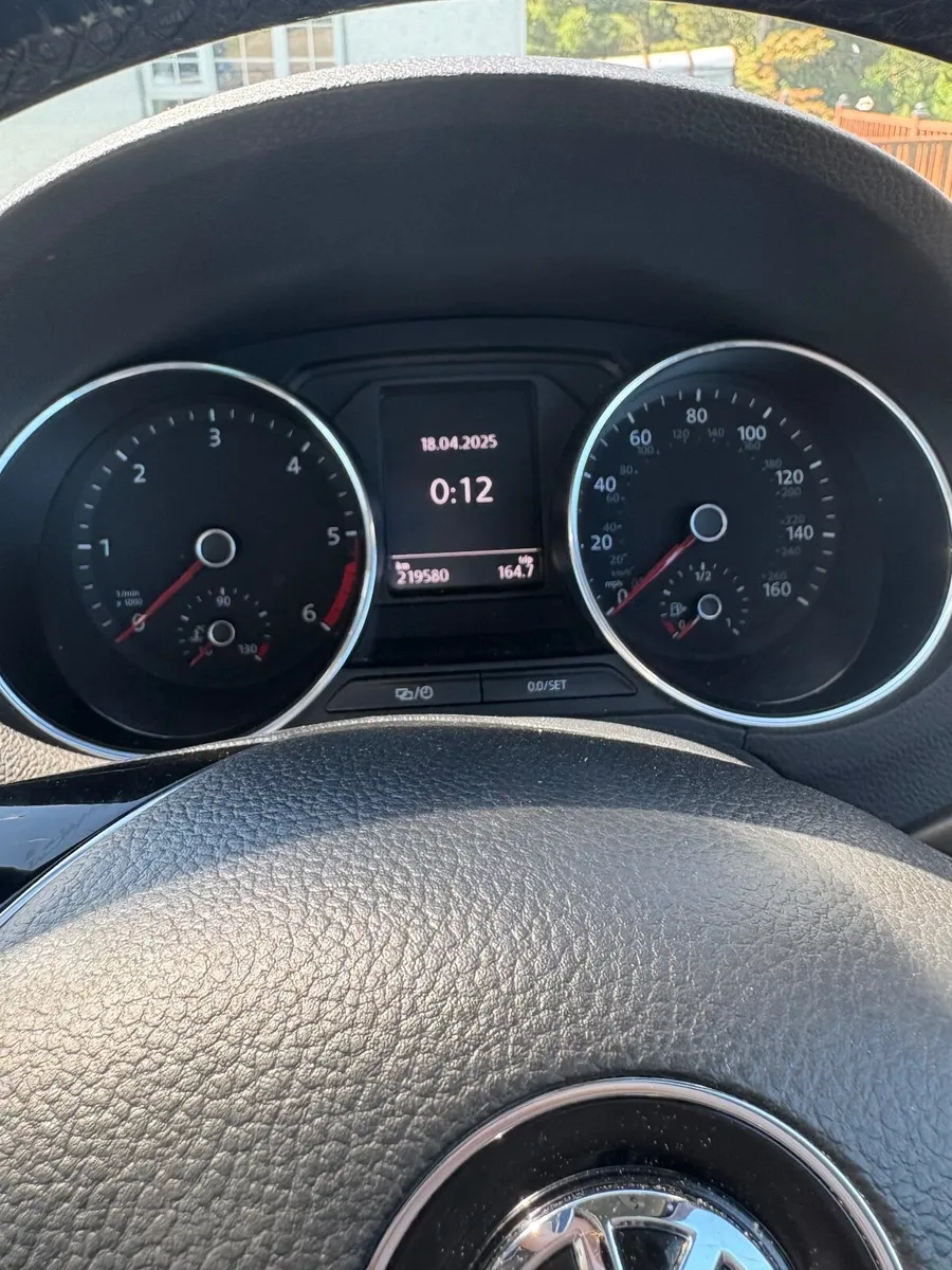 Volkswagen Polo 2016 - Image 2