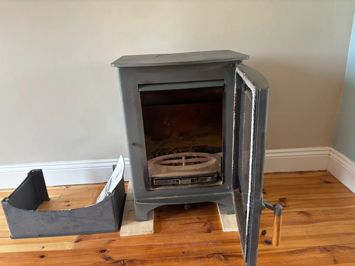 Wood burning stove - Image 3