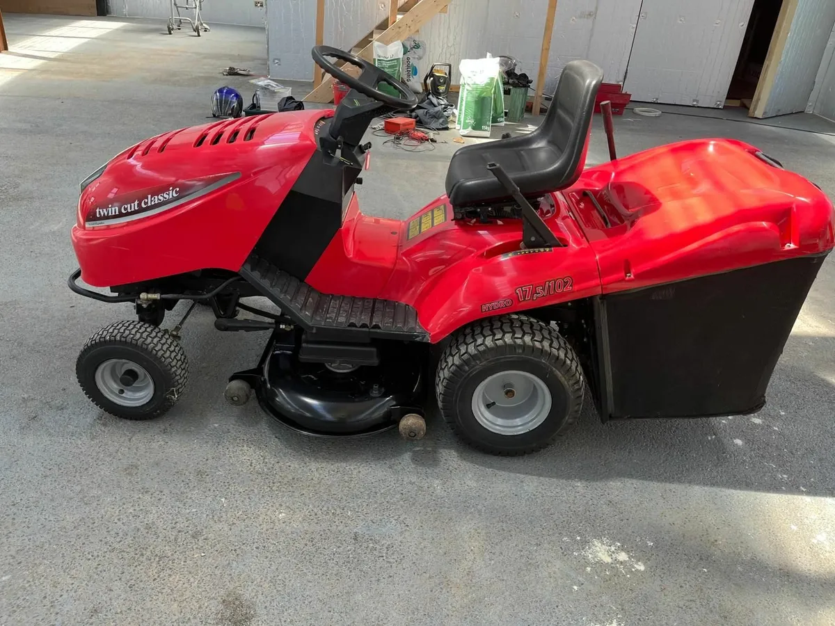 Castle Garden Ride On Lawn Mower - Image 4