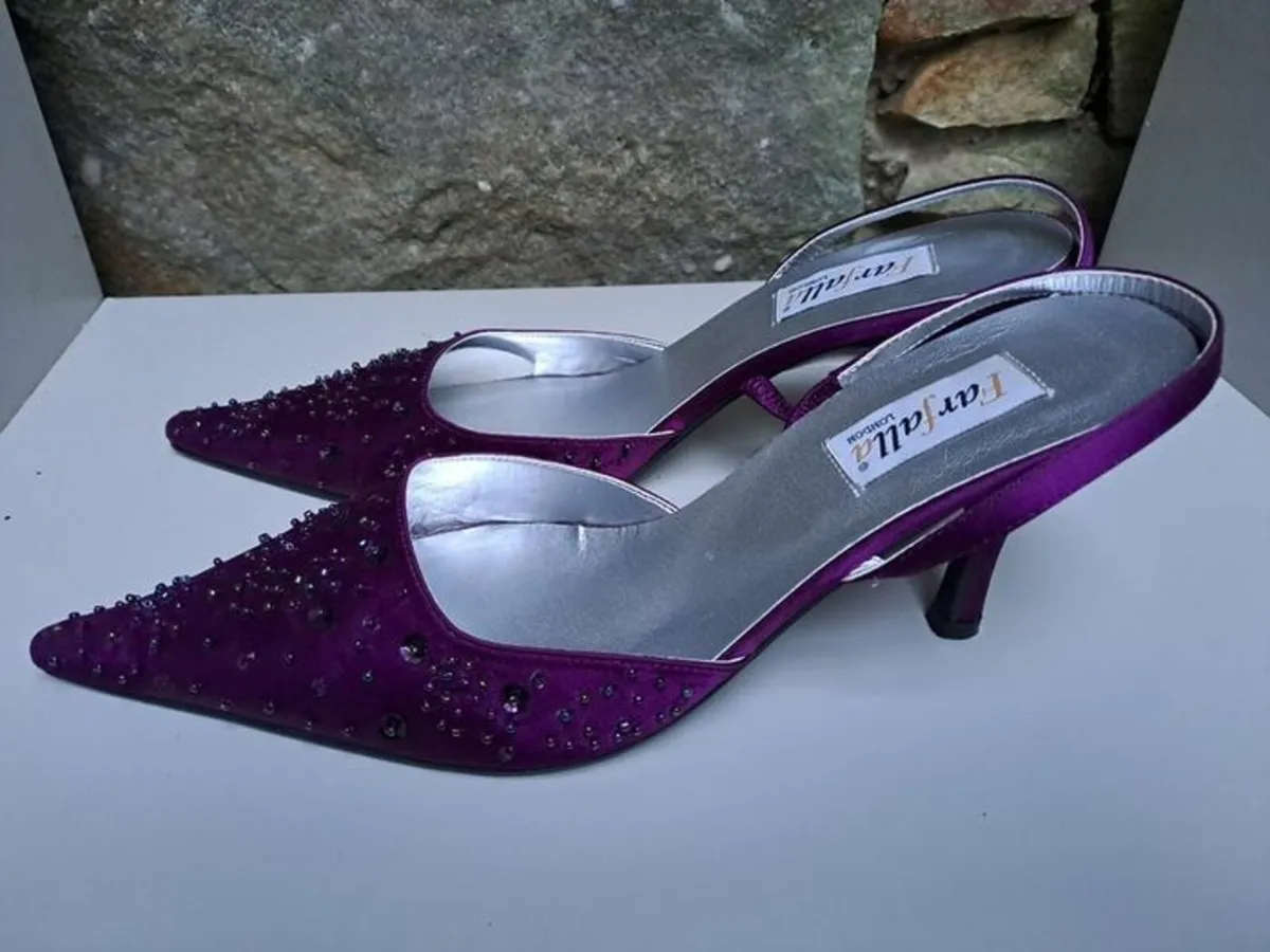 Farfalla London shoes size 6 - Image 1