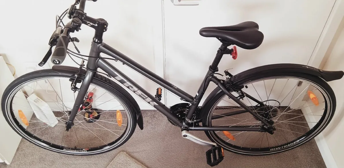 ladys trek bike brand new - Image 3