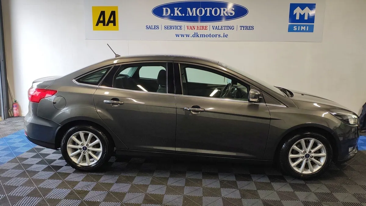FORD FOCUS - Image 3