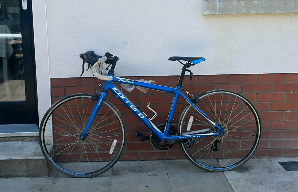 Carrera junior bike - Image 2