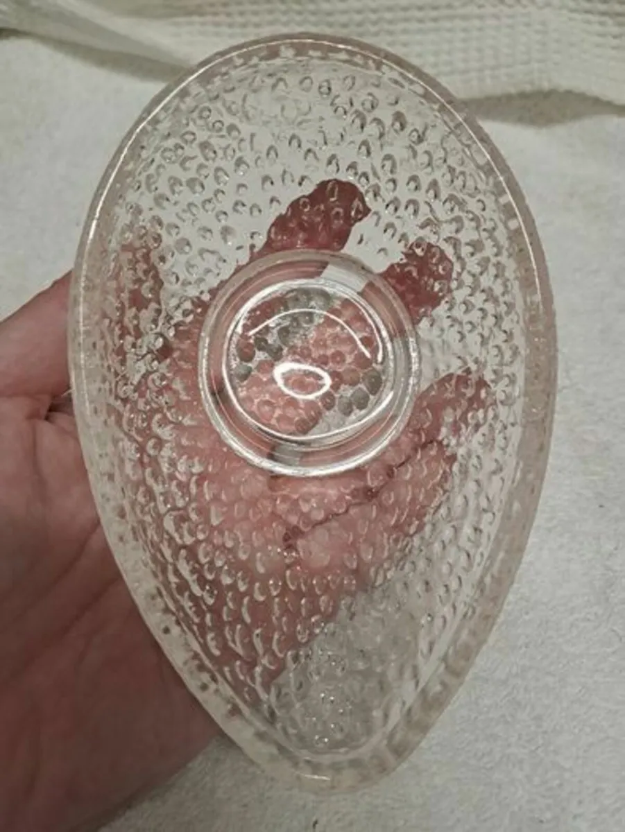 Vintage glass avocado dishes - Image 4