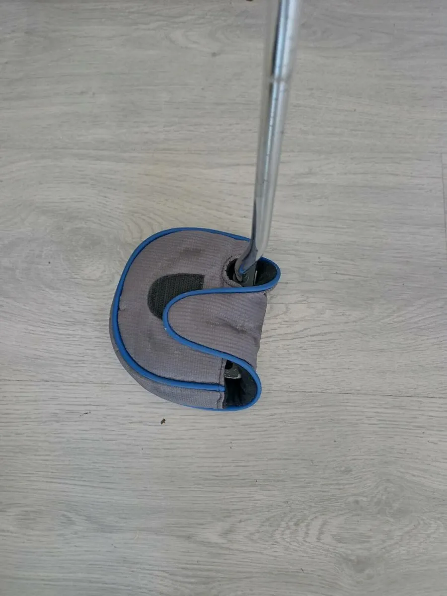Contender Golf putter. Right handed club. - Image 4