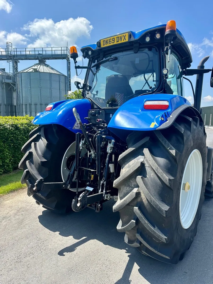 New Holland t720 - Image 4