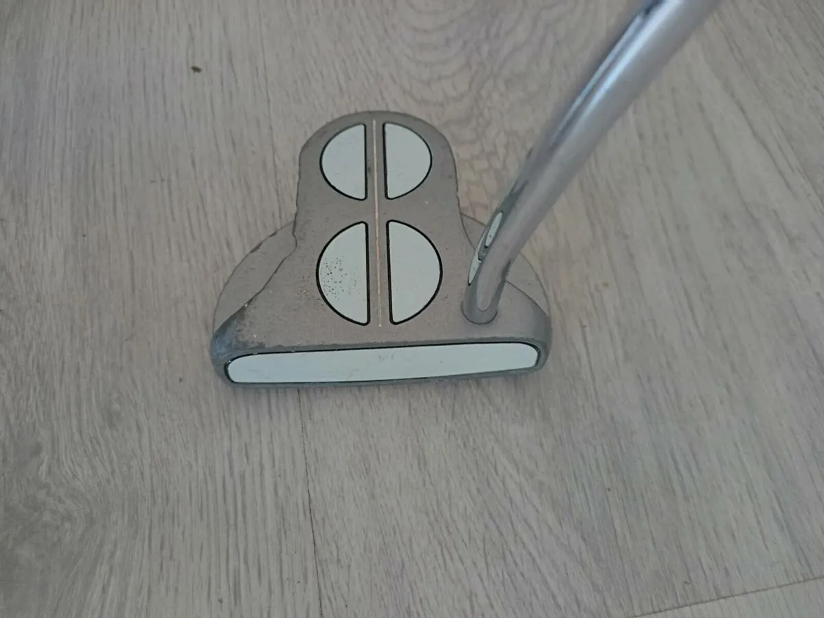 Northwestern Golf putter. Right handed club. - Image 2