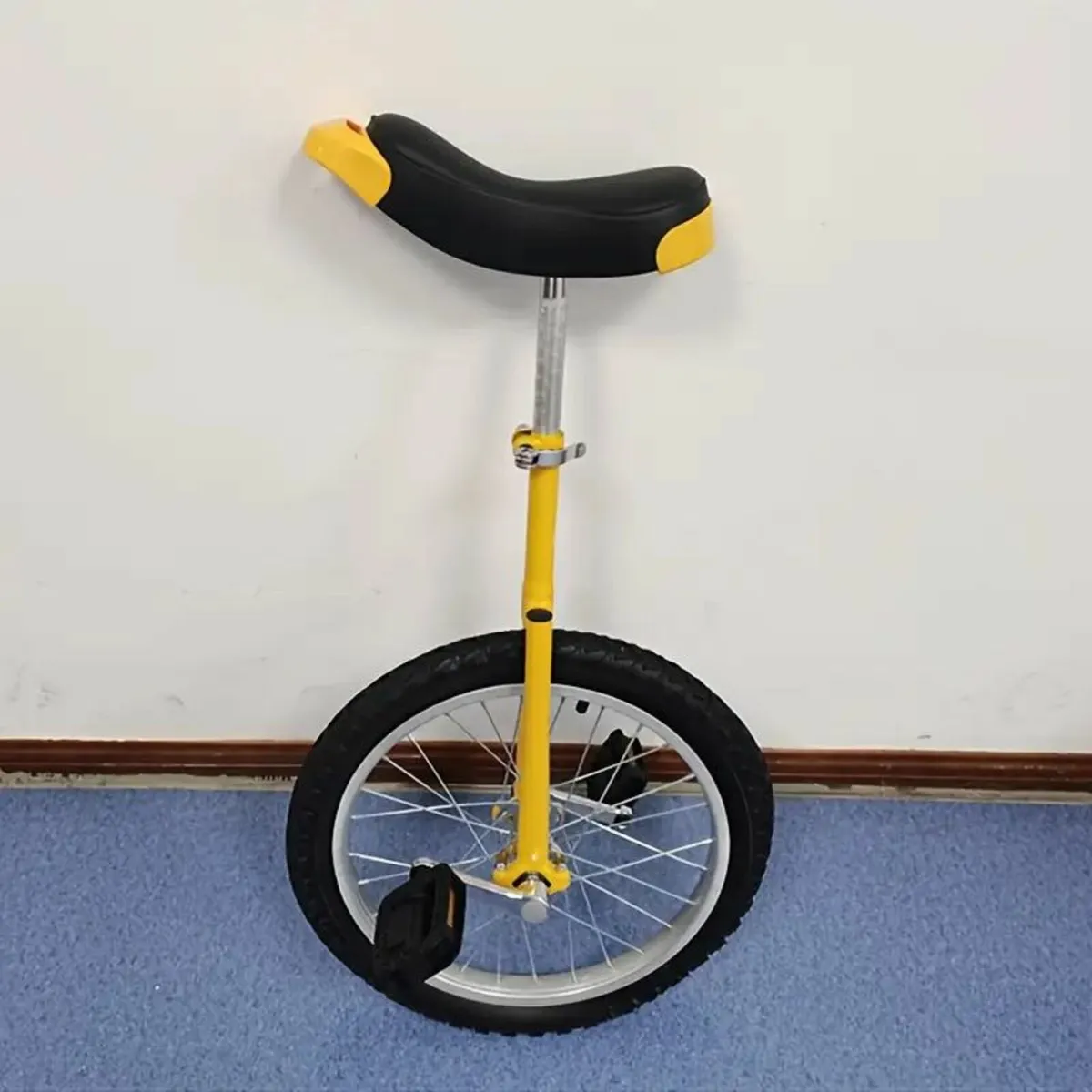 Unicycle with Adjustable Height - Image 1