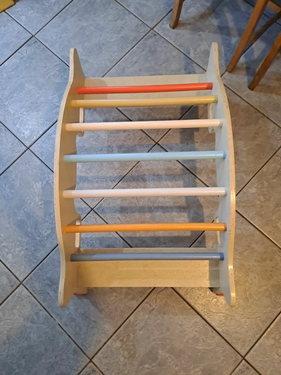 Wooden climbing arch for kid's - Image 1