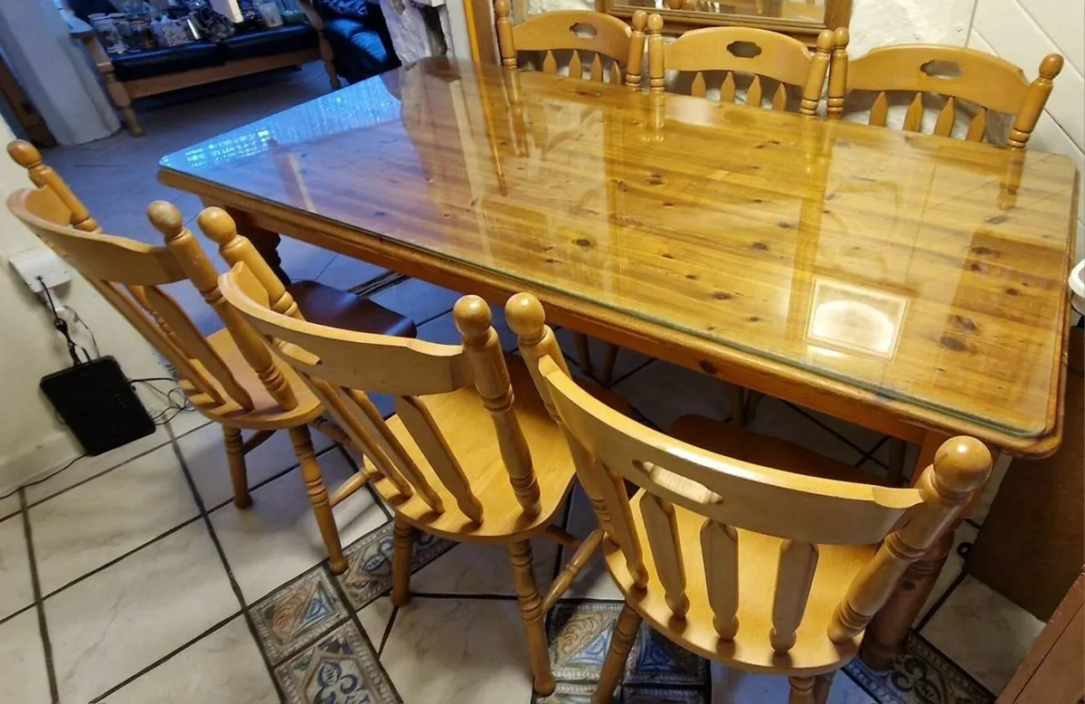 Table & 6 Chairs - Image 1